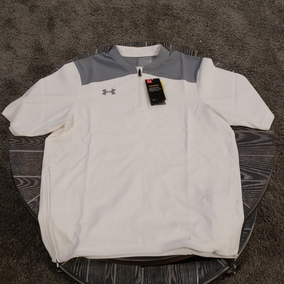 ua triumph cage jacket